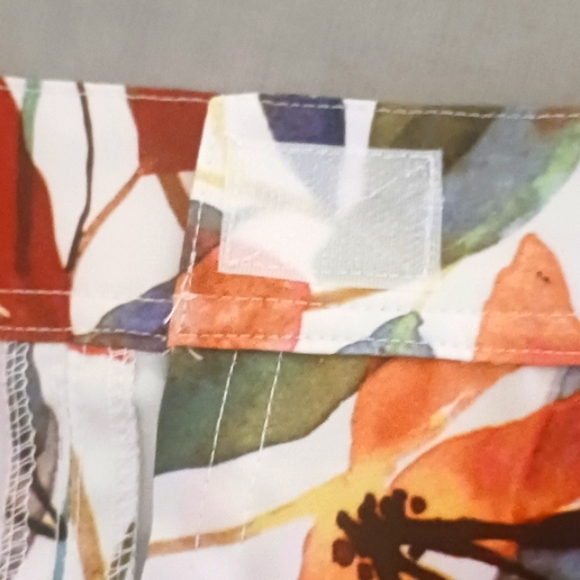 Ripskirt Hawaii Red and Pink A-Line Pleated Skirt - Picture 4 of 6